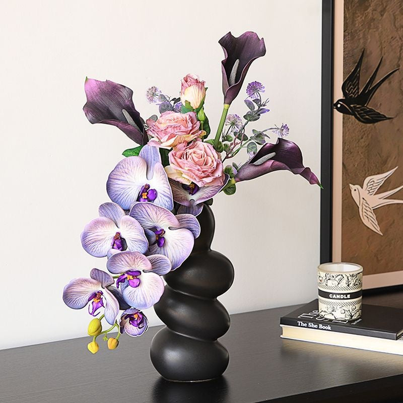 Ceramic bubble vase detail — smooth matte glaze finish, Japandi vase Australia